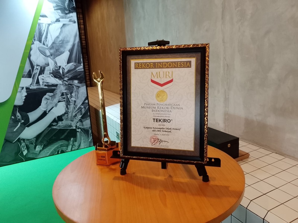 Tekiro Meraih Rekor MURI Sebagai Kompetisi Keterampilan Otomotif SMK Terbanyak Di Indonesia