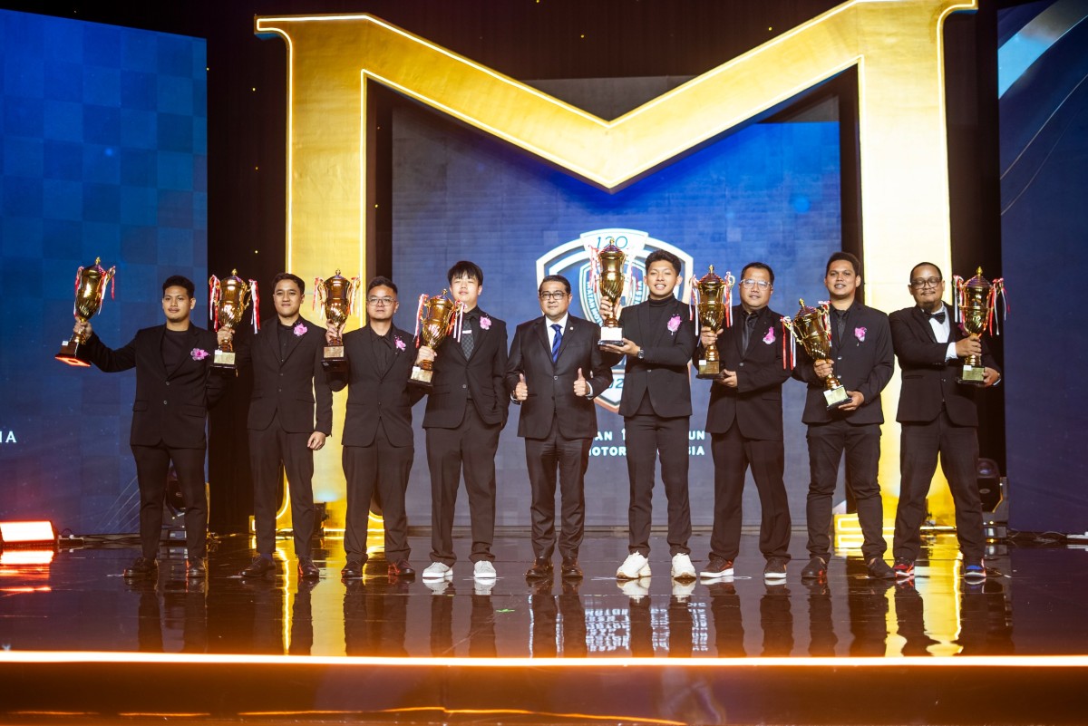 Honda Racing Indonesia Terima Penghargaan Diajang IMI Awards 2025