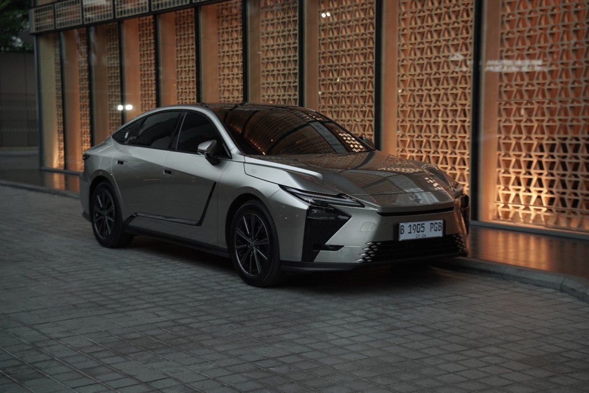 The All-New Lexus ES Bukan Sekadar Nyaman, Kini Lebih Menyenangkan Dikemudikan