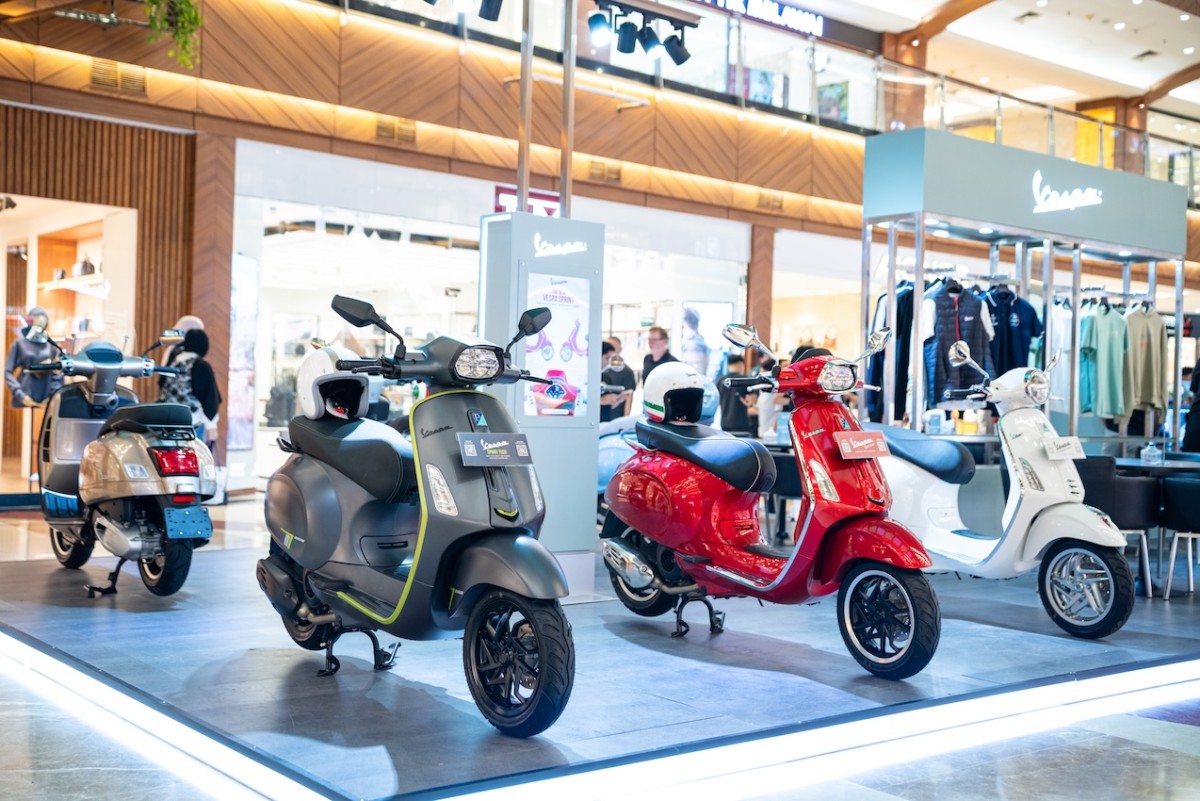 Vespa LX 150 Hadir Dengan Lima Pilihan Warna Sesuai Karakter Ceria Hingga Elegan